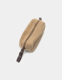 Normal Dopp Kit -The Normal Brand Shop FLAT LAY 2 d3f6b478 811f 4969 9d1c b7ffabd72e64