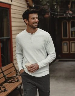 Puremeso Everyday Henley -The Normal Brand Shop LIFESTYLE 1 364e7c41 7c58 4700 9209 9f95f33aaa34