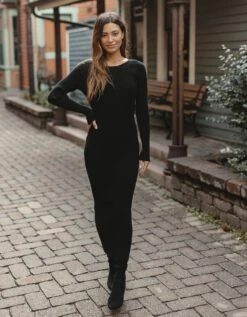 Ava Ribbed Maxi Dress -The Normal Brand Shop LIFESTYLE 39cb9f15 9bc5 4cc4 b9f9 0fd4dcf0f467