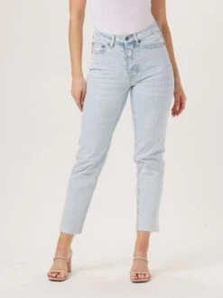 Hi-Rise Ankle Skimmer