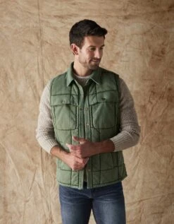 Jackie Premium Fleece Lodge Vest -The Normal Brand Shop PIC 1 80e41bad 6708 4f03 a578 37519a43ea67
