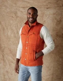 Jackie Premium Fleece Lodge Vest -The Normal Brand Shop PIC 2 760c2ca0 a6c6 470b b720 bb1269f20f74