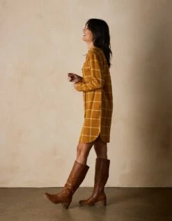 Mountain Shirt Dress -The Normal Brand Shop PIC 2 7bbffe7d 7a85 4334 b474 e5bf0cdb1d2a