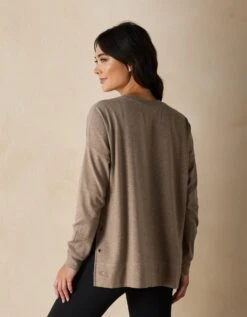 Puremeso Split Side Overshirt 28 Puremeso Split Side Overshirt -The Normal Brand Shop PIC 3 05c5b2d8 3499 4013 88ef e3338f011afe