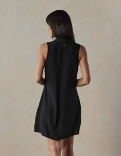Aria Crepe Lapel Dress -The Normal Brand Shop PIC 3 79a0642c 9c40 40de 9f45 50654867c3d3