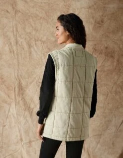 Jackie Premium Fleece Quilted Vest 16 Jackie Premium Fleece Quilted Vest -The Normal Brand Shop PIC 3 a7525b35 7ab3 487f b58f f0faf19b996d