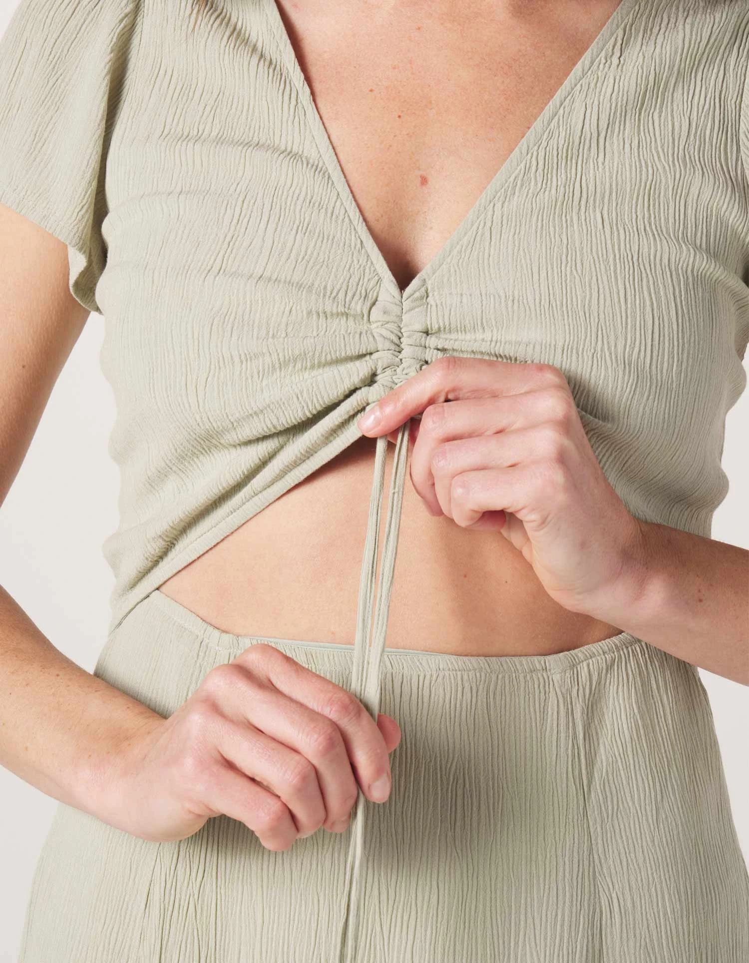 Ezra Crepe Cinch Dress 17 Ezra Crepe Cinch Dress - Image 15