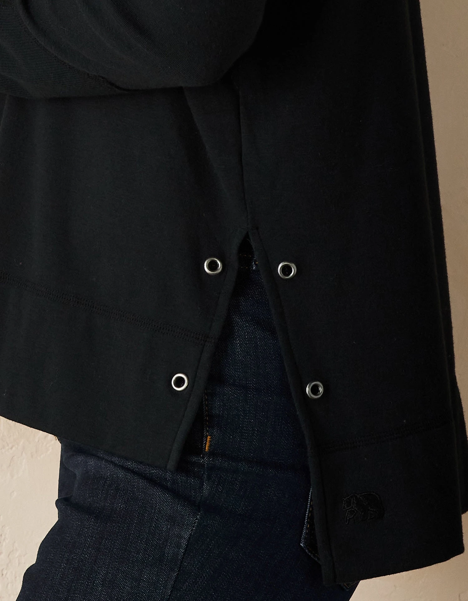 Puremeso Split Side Overshirt 6 Puremeso Split Side Overshirt - Image 4