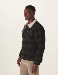 Sherpa Collar Jacket -The Normal Brand Shop STUDIO 3 fdaf940c c466 40c3 86fb 3cefc2e7c114