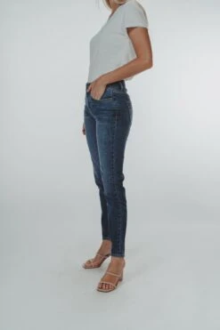 Mid-Rise Normal Jean 8 Mid-Rise Normal Jean -The Normal Brand Shop TNB Spring21 Studio Day 1 1160