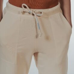 Lounge Terry Pant -The Normal Brand Shop TNB Spring21 Studio Day 2 1924 73467f04 b10b 4bf3 a408 3f7d3e3b88d5